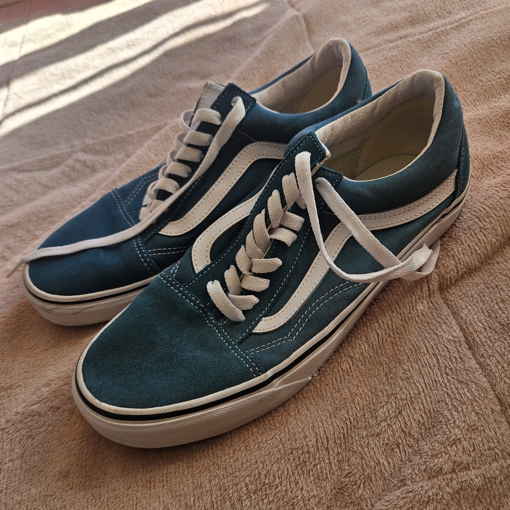 Vans Teal and White Sneakers Shoes Size 8.5 Men